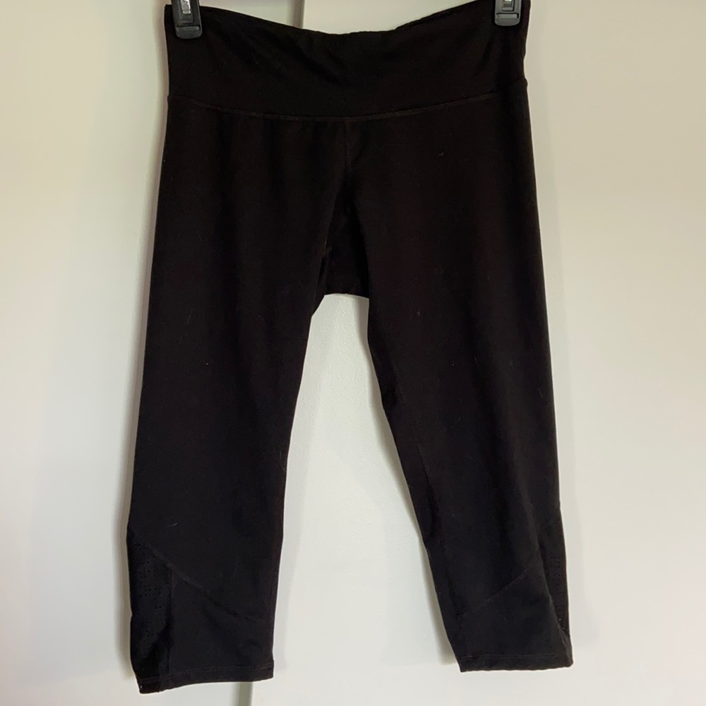 Champion Crop Leggings | Black | L